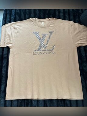 New Men’s Luxury Graphic Tan T-shirt Size 2XXL